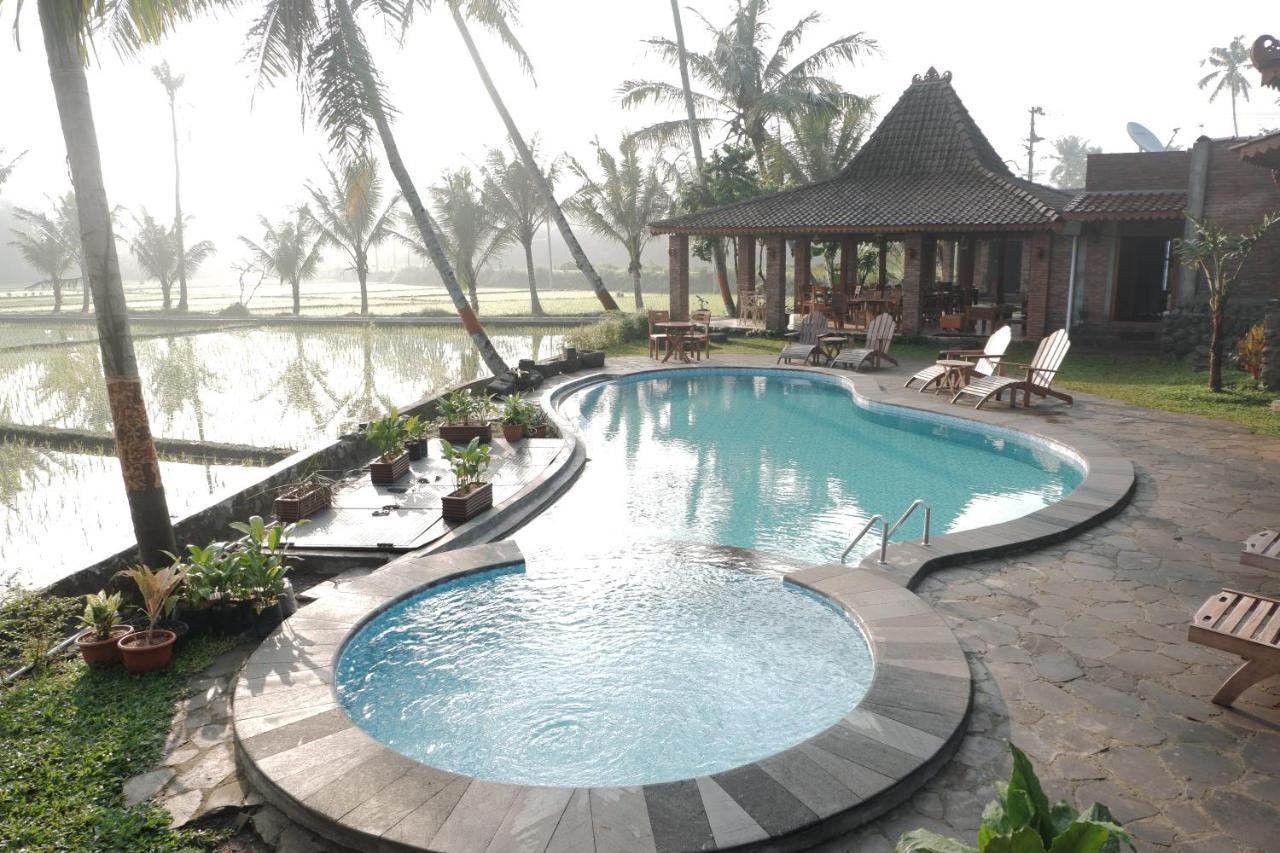 Gopalan Borobudur Hotel Magelang Buitenkant foto