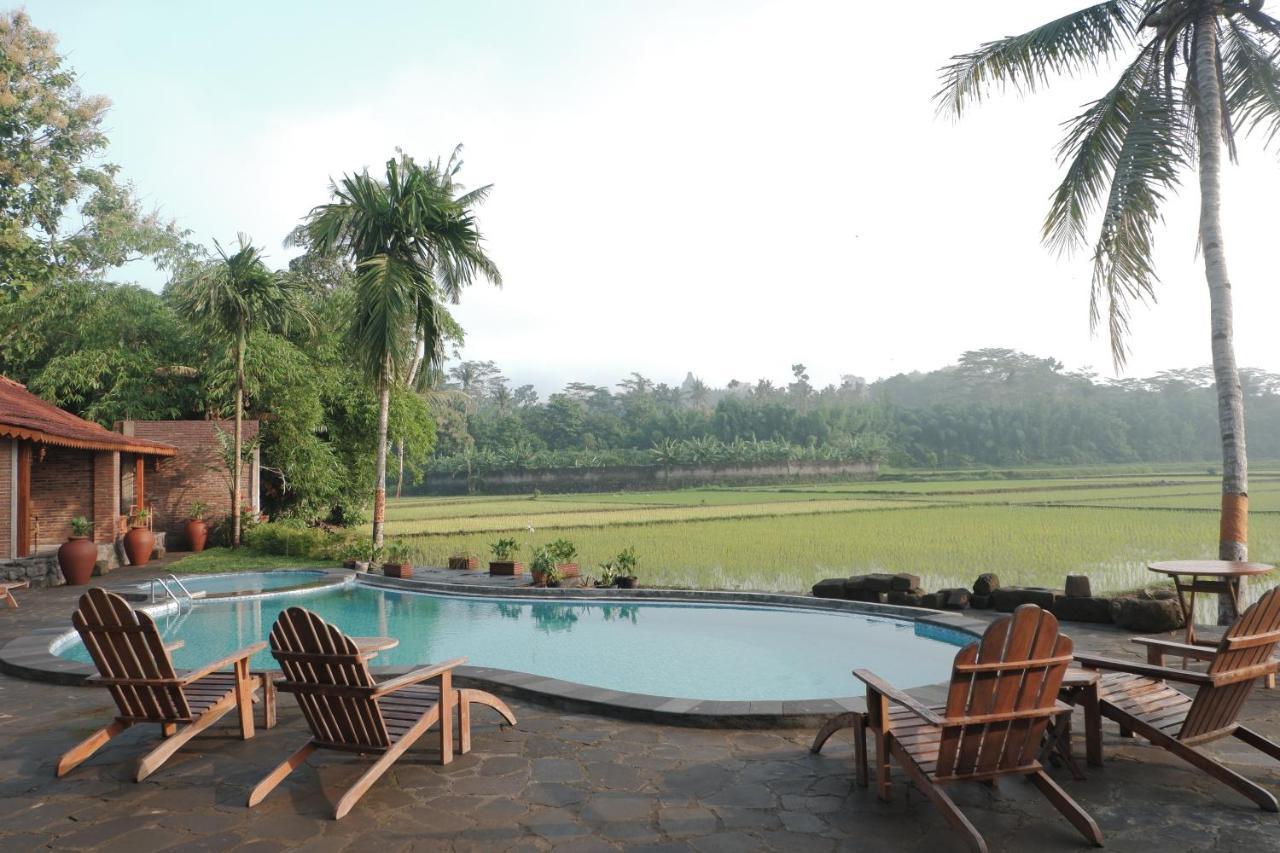 Gopalan Borobudur Hotel Magelang Buitenkant foto