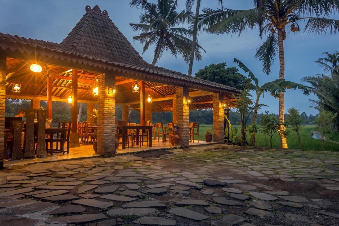 Gopalan Borobudur Hotel Magelang Buitenkant foto